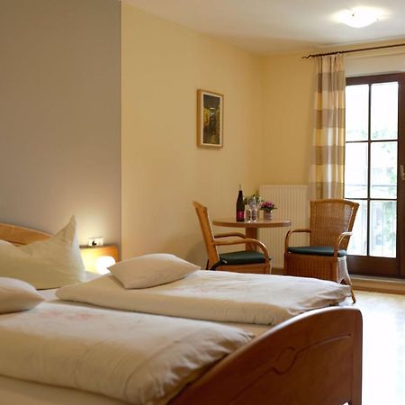 Weingut Schilling Otel Seinsheim Dış mekan fotoğraf