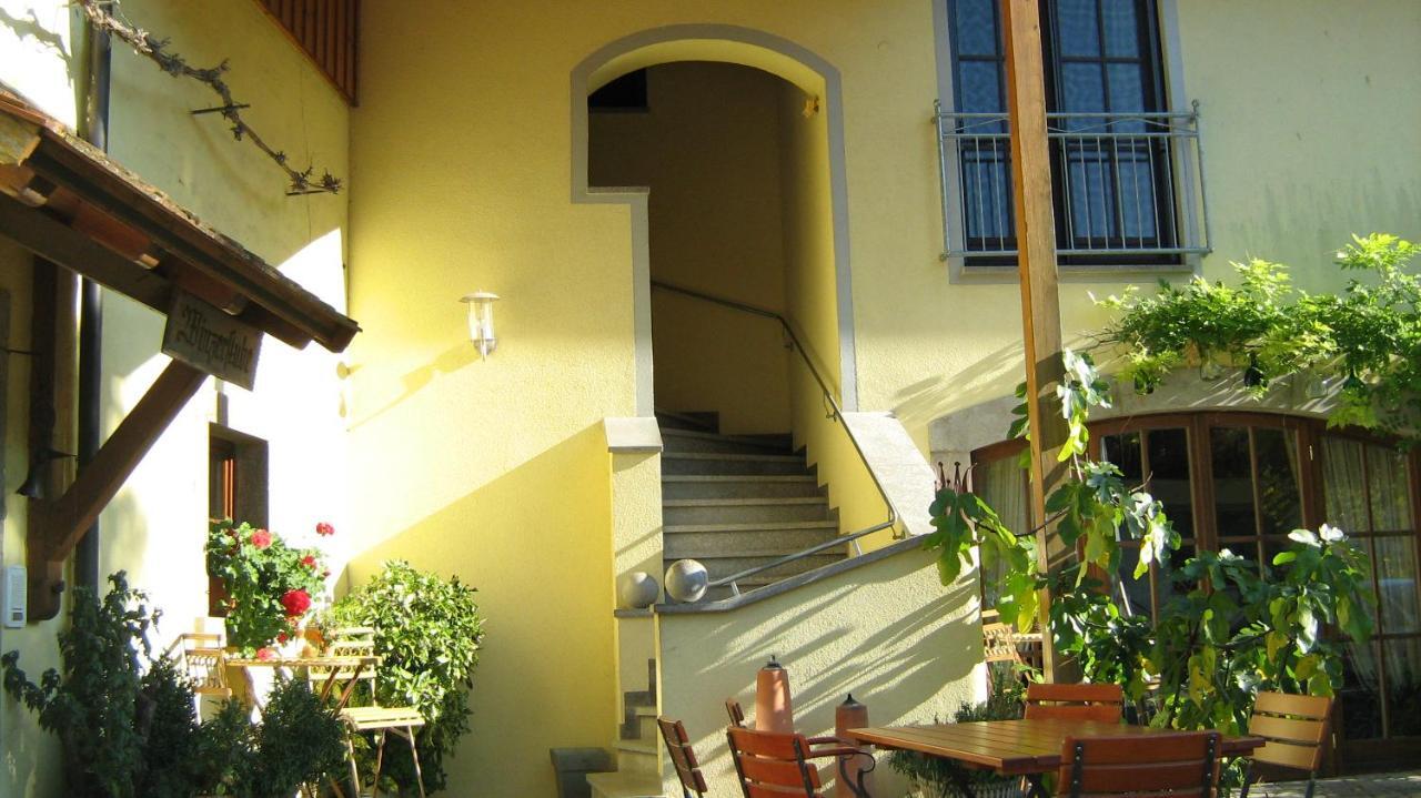 Weingut Schilling Otel Seinsheim Dış mekan fotoğraf